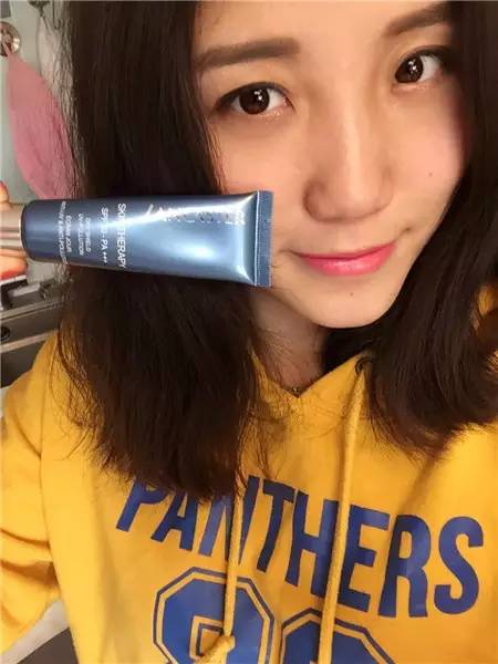 福袋惊喜礼盒,福袋中的化妆品收纳盒