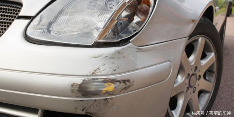 爱车被撞心疼瞬间,心疼爱车被撞