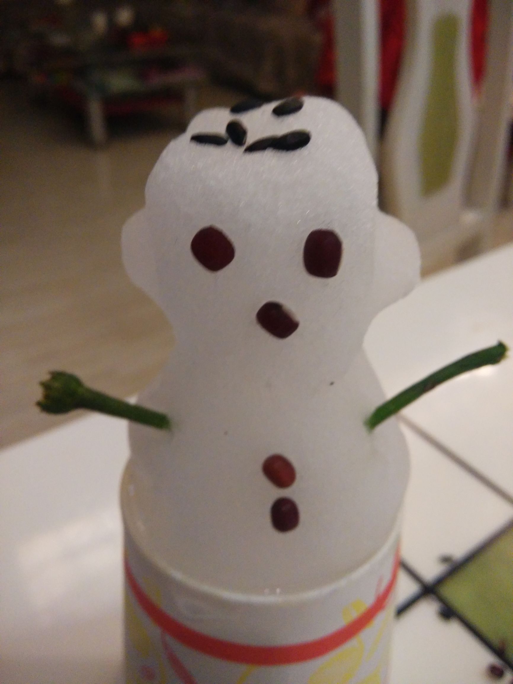 假如你的孩子被老师打,孩子在幼儿园被老师打该怎么处理