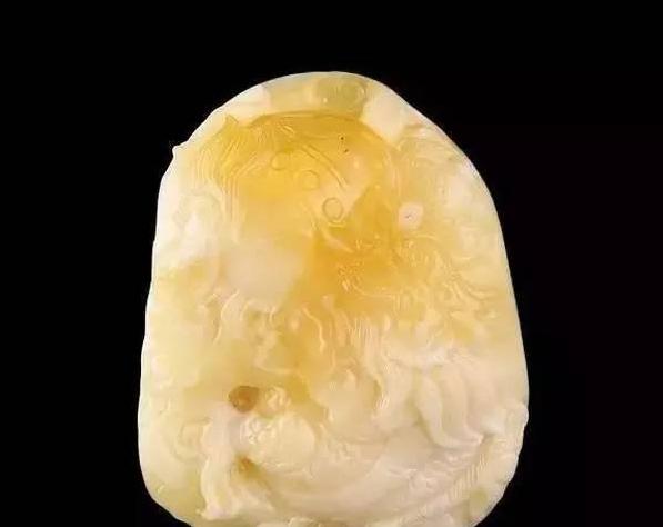 刚买回的蜜蜡为何油乎乎的,蜜蜡买回来后分层了