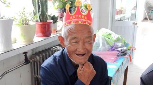 养老院异味解决以及预防,老人房间有老人味怎么解决