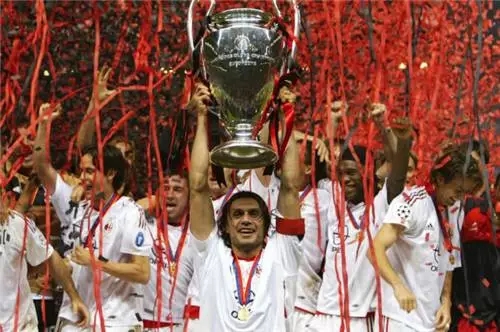 最美的时光遇上最好的你下句,在最美的时光遇见了谁