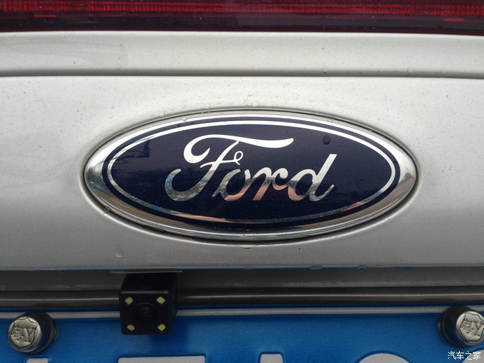 10年的福克斯1.8自动有什么缺点,13经典两厢福克斯的缺点和毛病