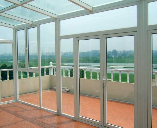 铝合金门窗怎么清洗才能干净,铝合金门窗上的水泥如何清洗