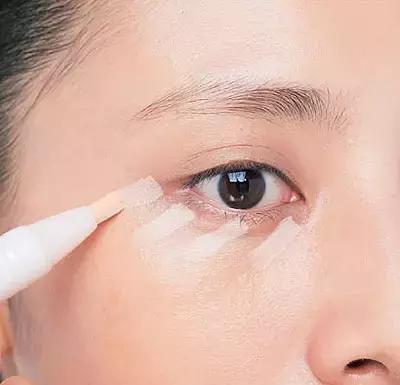 买遮瑕用什么牌子,买遮瑕应该买比自己白的吗