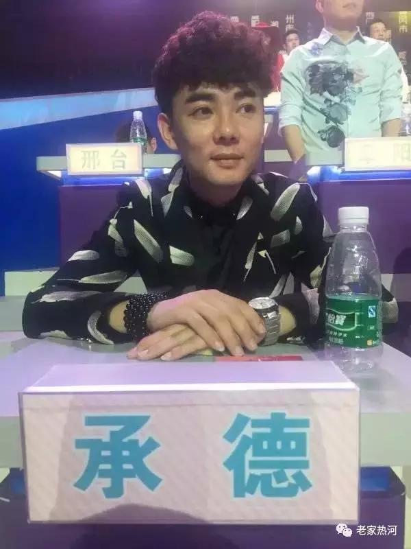 乍看是“高冷”、再看是“暖男”，承德小伙河北电视全能主持