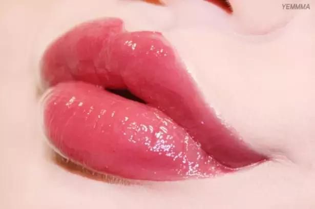 适合雾面唇的口红,雾面唇妆适合什么口红