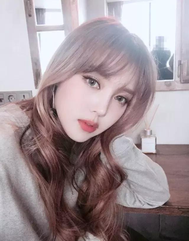 韩国美妆博主pony化妆教程,韩国pony美妆博主的视频去哪里看