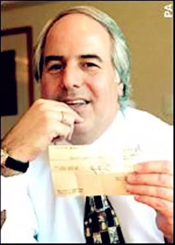 21岁被多国通缉,二十一岁被满门抄斩