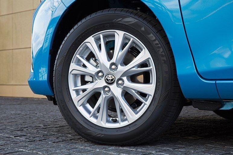 百公里油耗丰田,最新款丰田威驰什么样