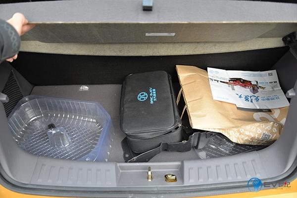 五万以内五门纯电动车,五万左右四门的电动汽车推荐