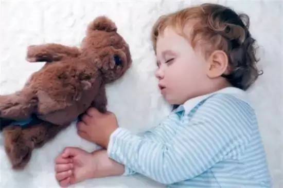 哪些胎记有危险,宝宝胎记是什么原因造成的