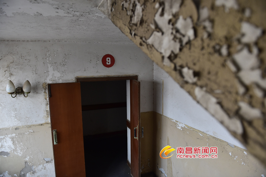 姹熻タ姝ｅ湪绛瑰鐨勪簲鏄熺骇閰掑簵,姹熻タ绗竴瀹朵簲鏄熺骇閰掑簵