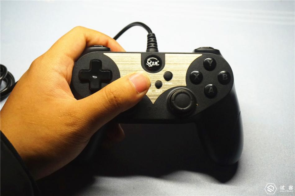 北通蝙蝠3无线游戏手柄,北通蝙蝠3手柄属于哪种