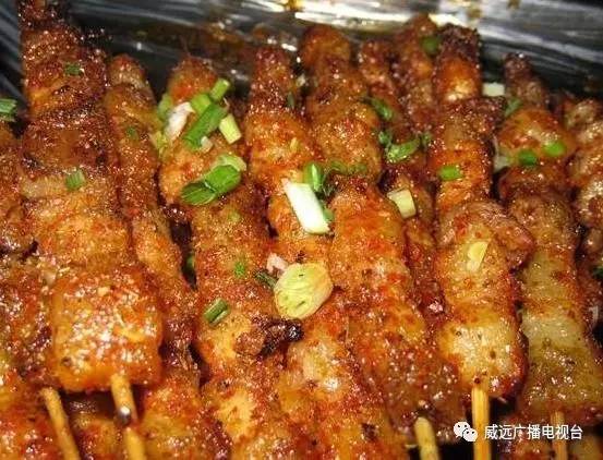 看山看水看日出日落,看山看水看古村