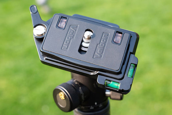 坚固更轻便*钟金**碳纤反折脚架UTC-63体验