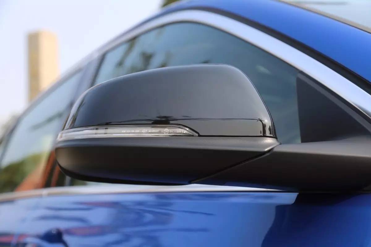 全新bmwm2全方位测评,试驾bmw1系