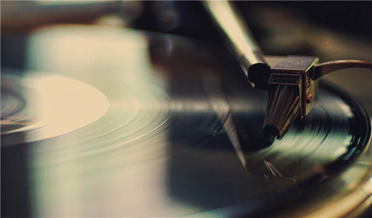 给我一张过去的cd歌名,给你一张过去的cd完整版