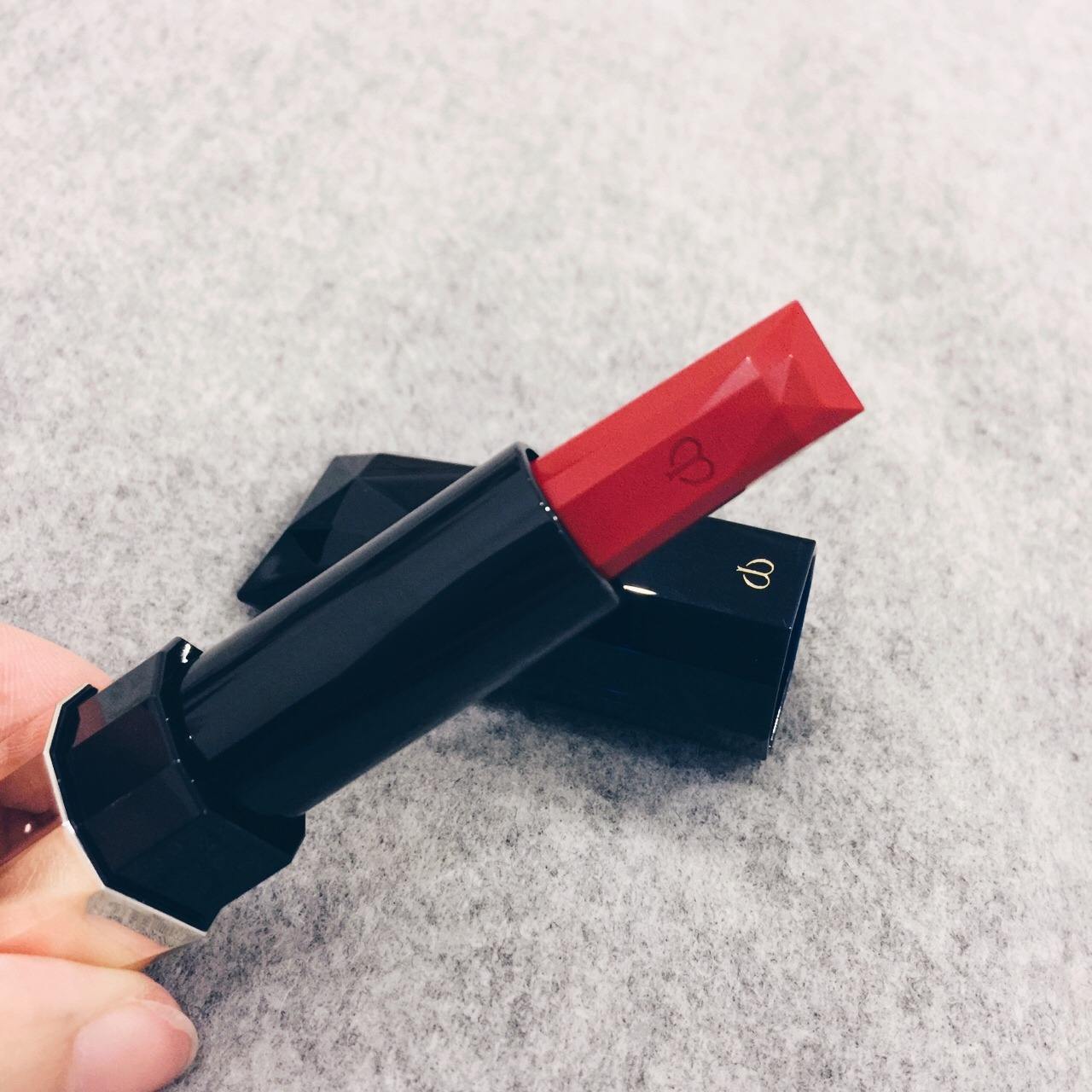 毕竟一辈子不算长，千万不要浪费在不适合的口红颜色上！