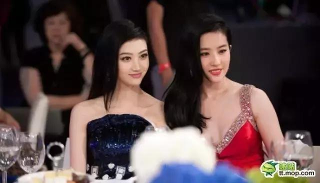 花了好几个亿都还在被黑的景甜，就这样洗个脸就红啦？！