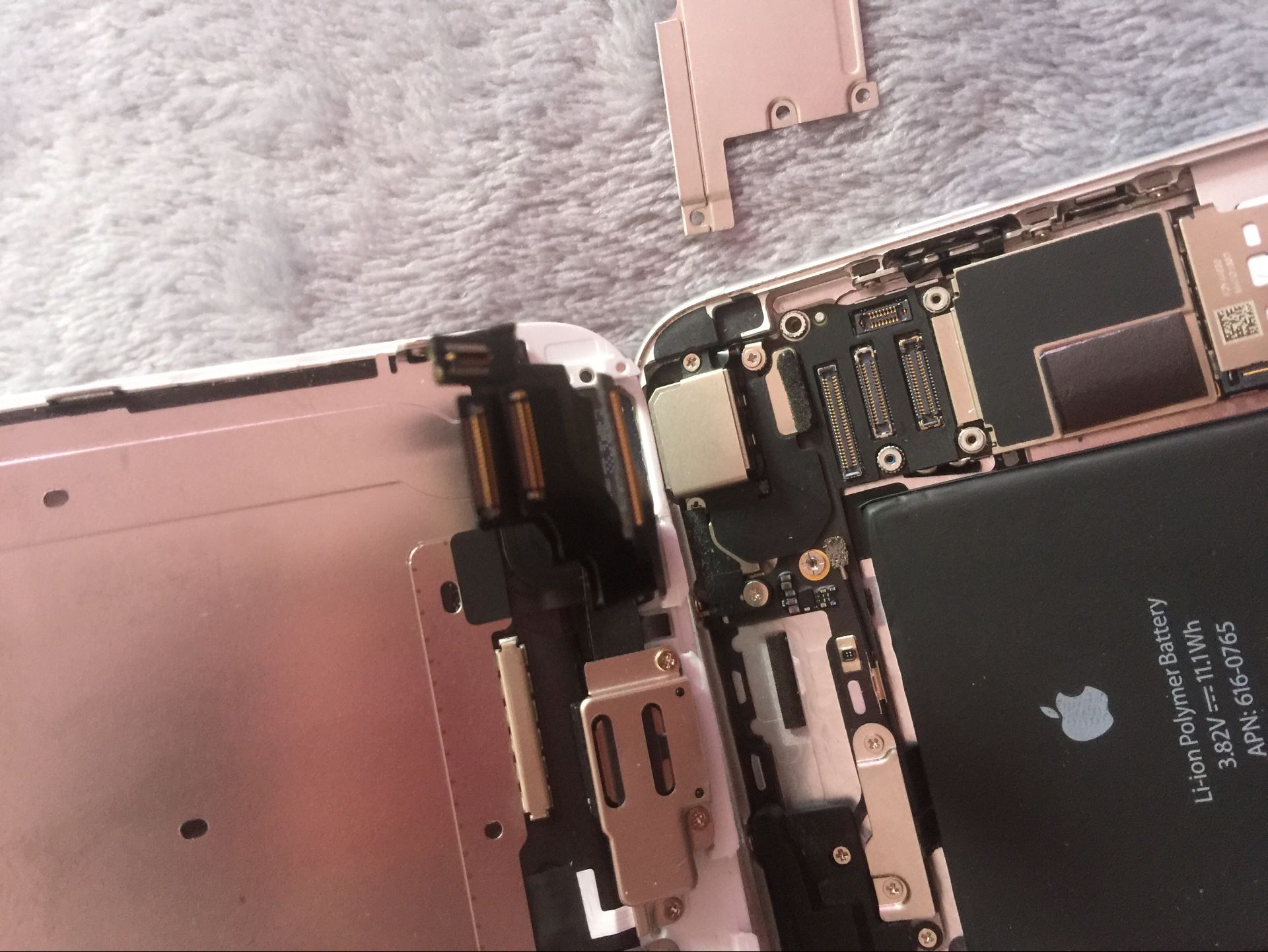 iphone6sp换电池和屏幕,iphone6换后置摄像头多少钱