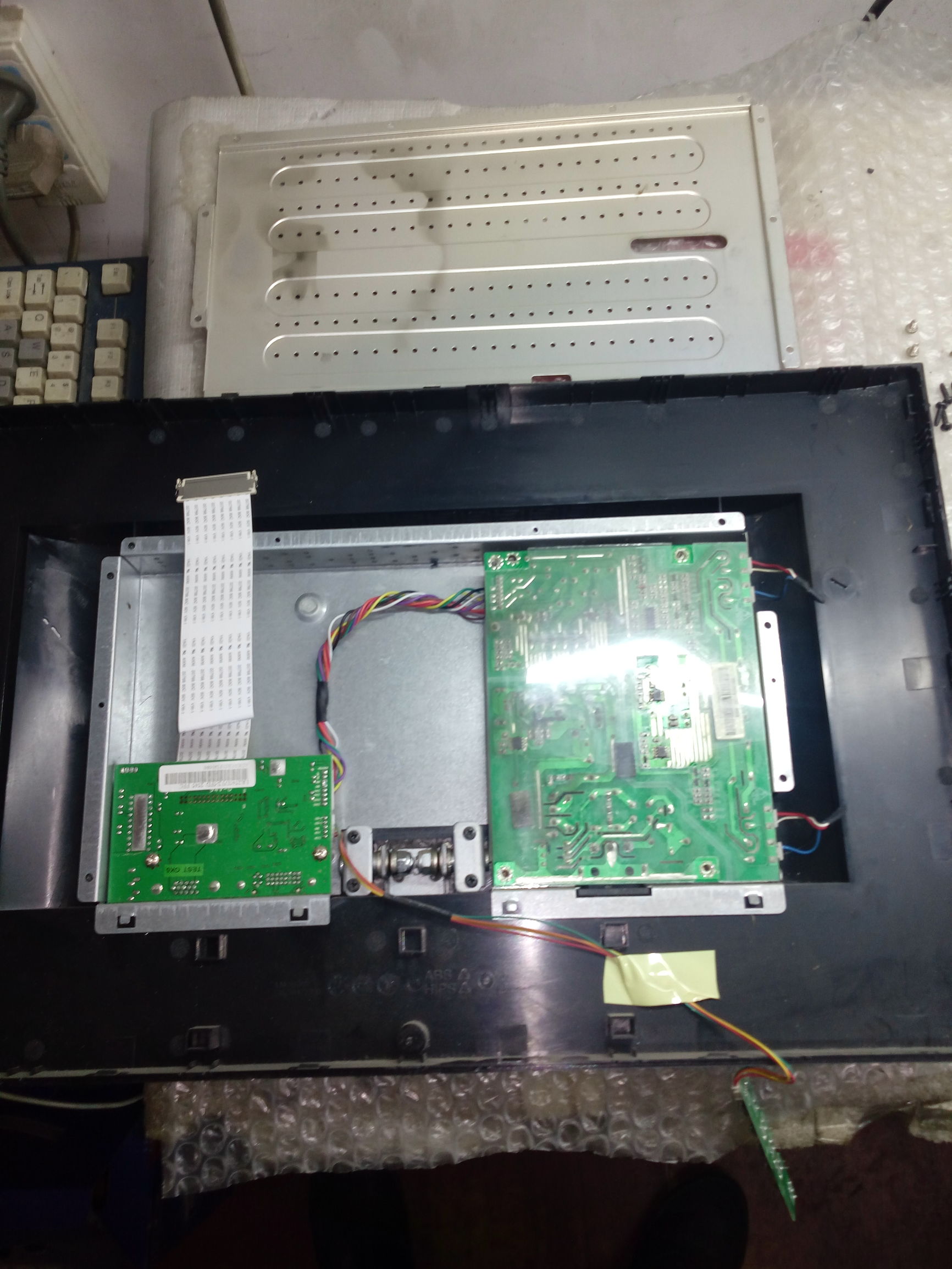 清华同方液晶电视维修,清华同方显示器屏幕更换