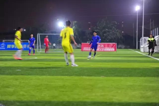 踢球如何养成假动作的习惯,踢球如何养成提前观察的习惯