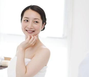 脸上长暗疮怎么治疗最快,脸上长暗疮快速消除方法