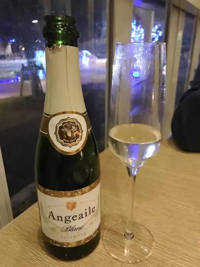 冲绳全日空万座海滨洲际酒店 (冲绳全日空洲际酒店)