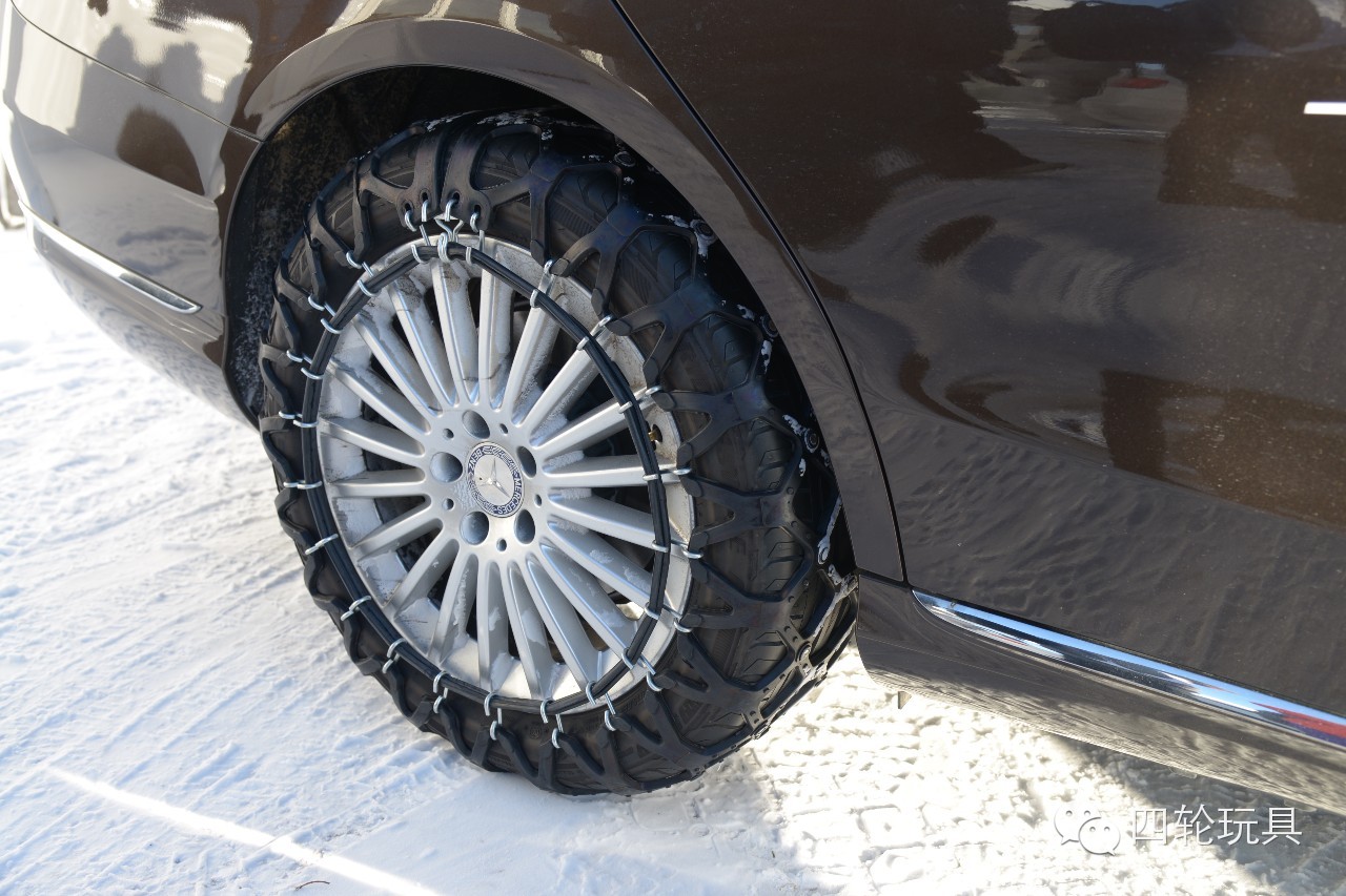 被困雪地怎么自救,雪地原地打滑怎么脱困