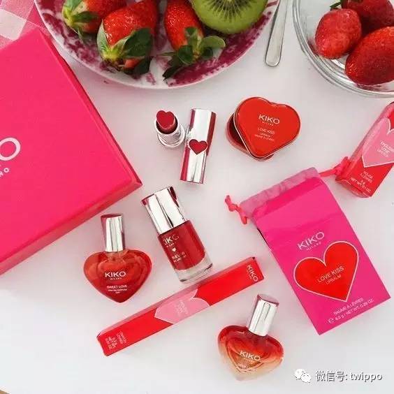 阿玛尼彩妆推荐平价款女,阿玛尼秀场时装