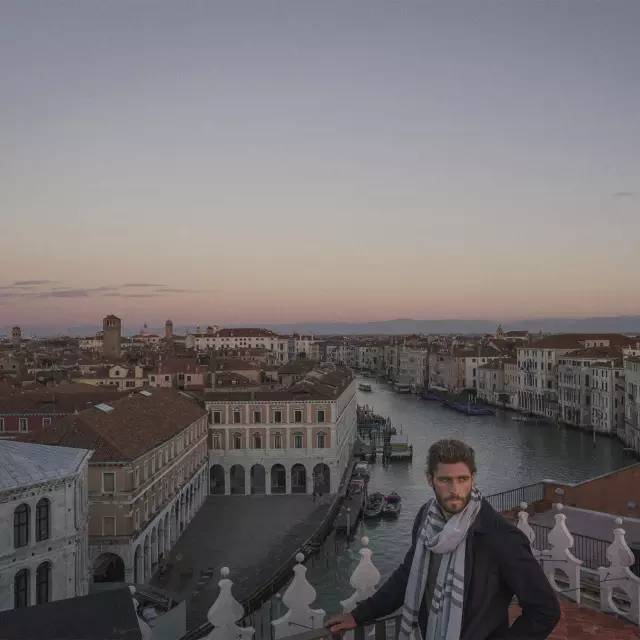 爱上旅行千山万水,爱上旅行爱上自由