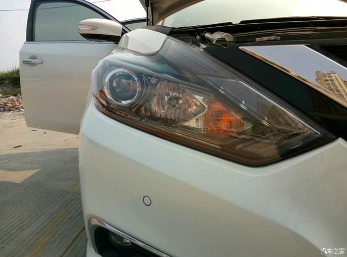 新天籁2.0时尚版,新天籁2.0悦享版