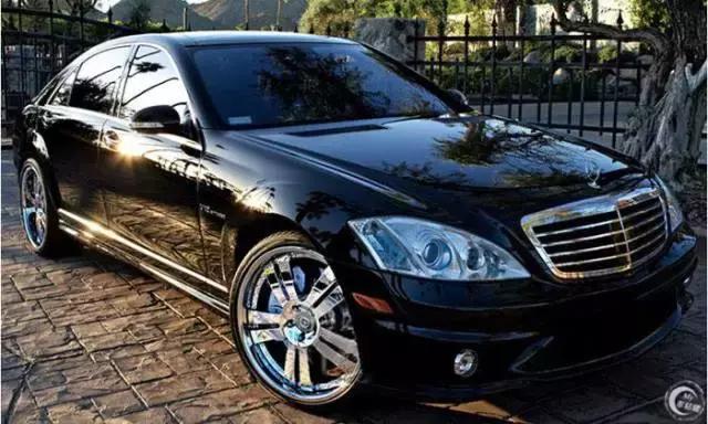 汽车封釉打蜡镀膜哪种效果要好,汽车封釉打蜡镀膜有什么区别