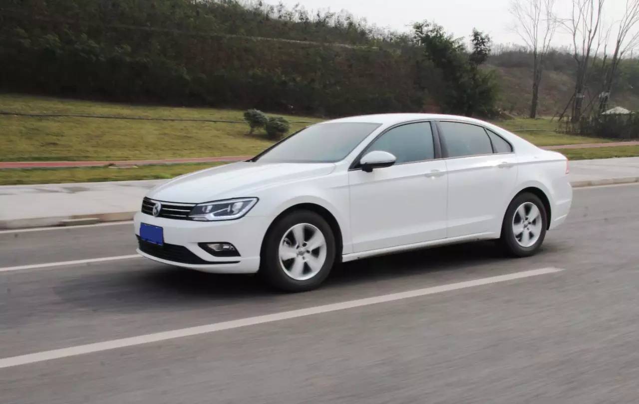 16.4万元买下凌渡自动挡乞丐版后，突然有一点特别后悔