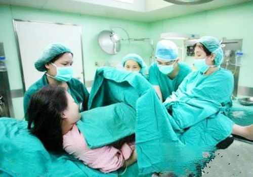 实拍顺产全过程:没经历过刻骨铭心的疼痛,没资格说生孩子痛!