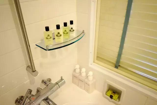 冲绳全日空万座海滨洲际酒店 (冲绳全日空洲际酒店)