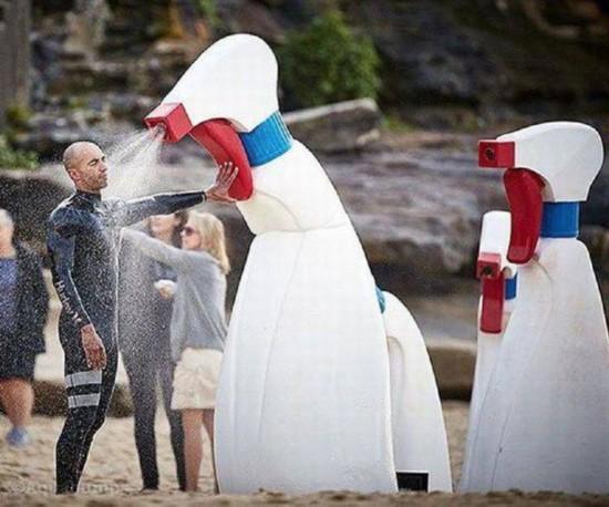 问世间情为何物后半句沙雕,问世间情为何物不过是一个废物