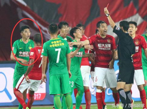 足协处罚双重标准,赵和靖被掏红牌