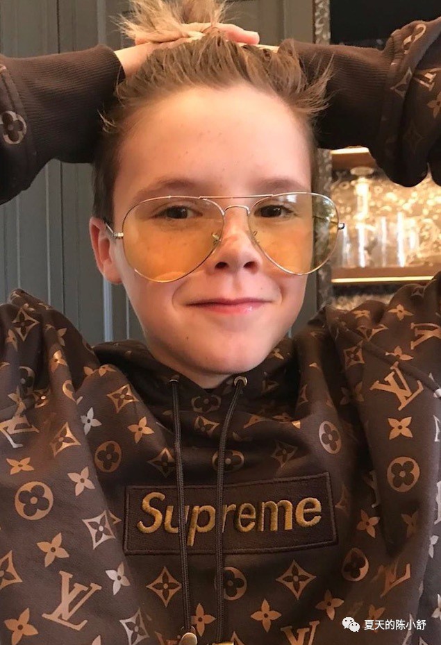 贝克汉姆的经典发型,贝克汉姆三个儿子颜值