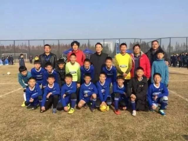 江滨小学教师周晓伟入选2016浙江教育十大年度影响力人物