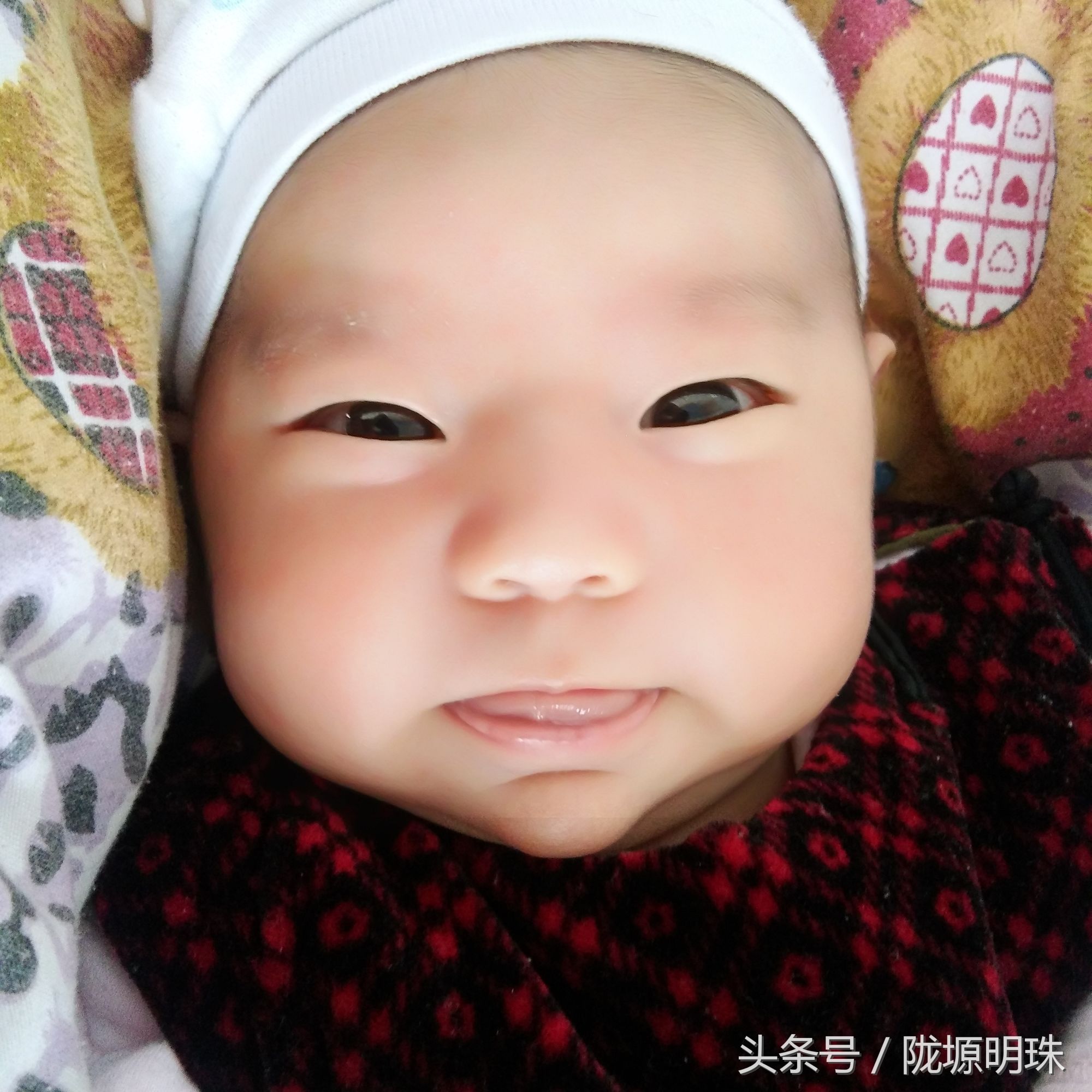 新生儿脸护理注意事项,刚出生的宝宝怎样护理最好