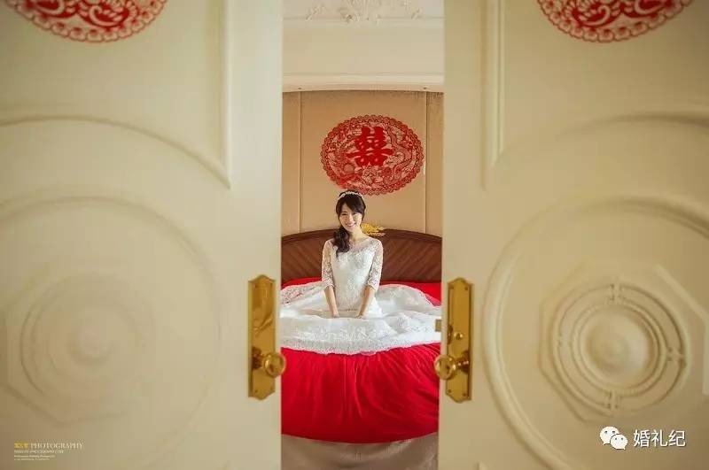 怎样布置婚房高雅又简单,婚房怎么布置不显土气又上档次