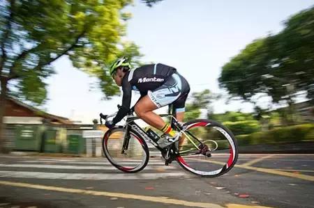 死飞坠崖,你造吗原视频