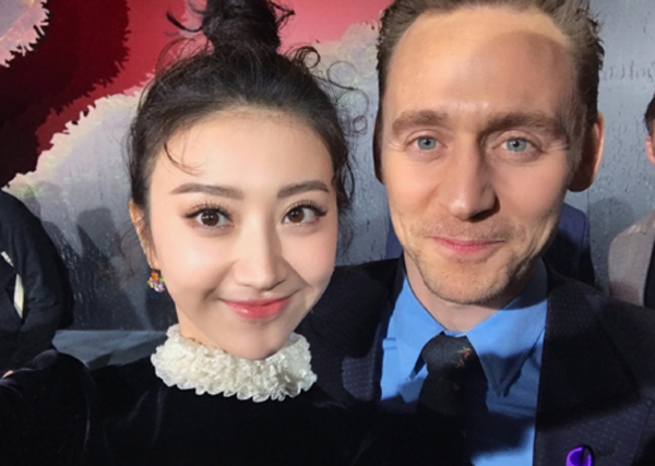 强心脏！被暗讽硬插入好莱坞大片伤害观众，景甜再度开启自黑模式