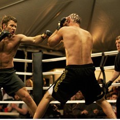 原谅的那一刻,他成为真勇士