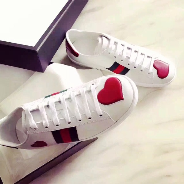 gucci经典小白鞋,gucci小白鞋经典