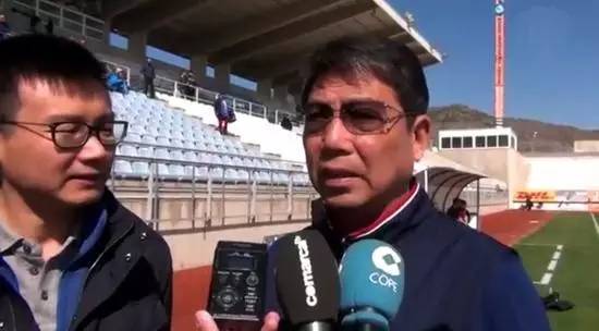 徐根宝快乐足球赢球才快乐,徐根宝范志毅根宝足球基地