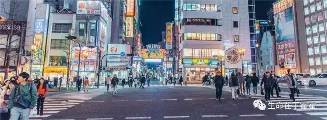 拉面 · 自动贩售机 · 雪｜云之彼岸的日本欢脱之旅