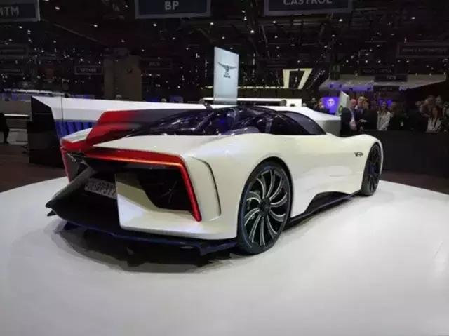 你还记得以前的小轿车吗,比亚迪当年第一款跑车